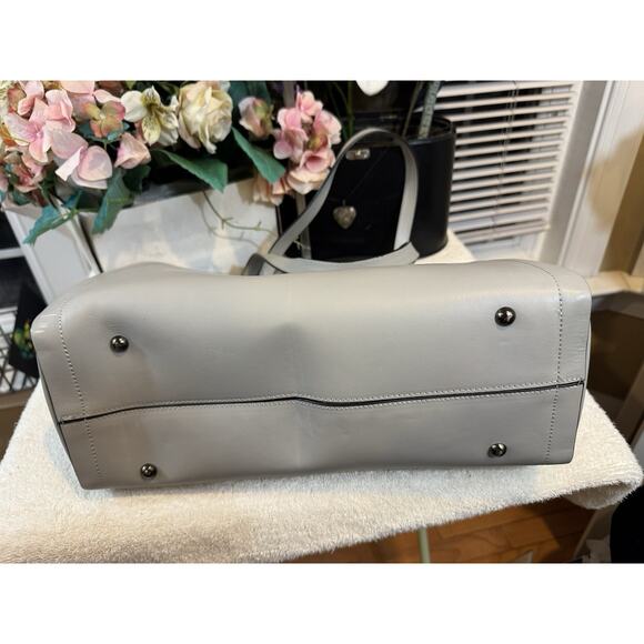 Alberta di Canio Leather GRAY Metal Accent TOTE BAG (BARTHRIFTY - Picture 9 of 9